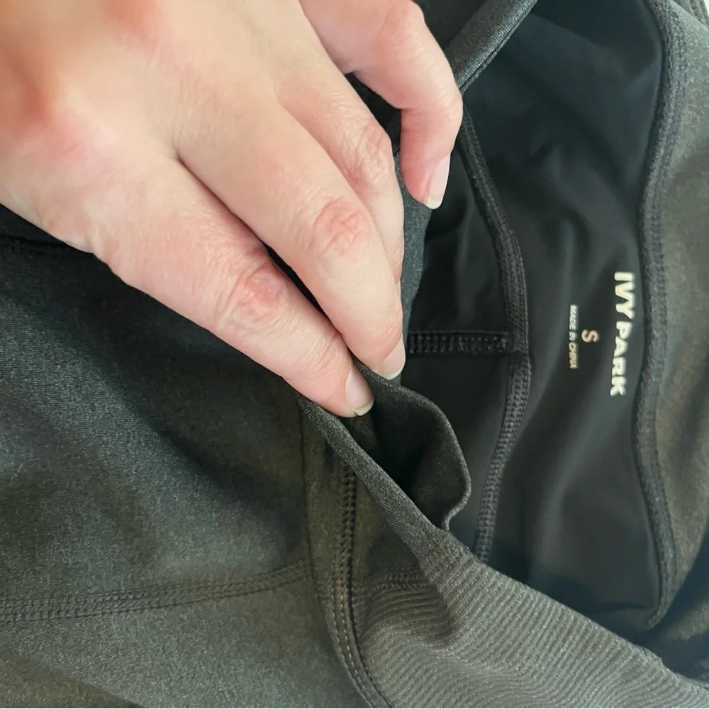 Ivy Park Capri Leggings Small Gray
